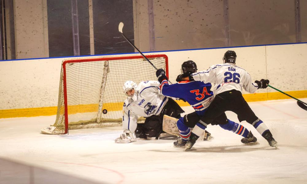 Szerencs�s g�lok d�nt�ttek MAC jav�ra